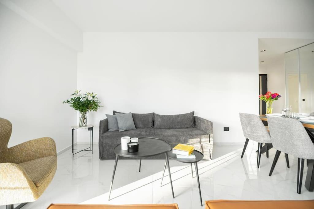 Maison Du Jardin 2-Bedroom Apartment Private Outdoor Jacuzzi Rhodes City Exteriör bild
