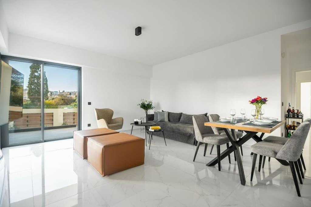 Maison Du Jardin 2-Bedroom Apartment Private Outdoor Jacuzzi Rhodes City Exteriör bild